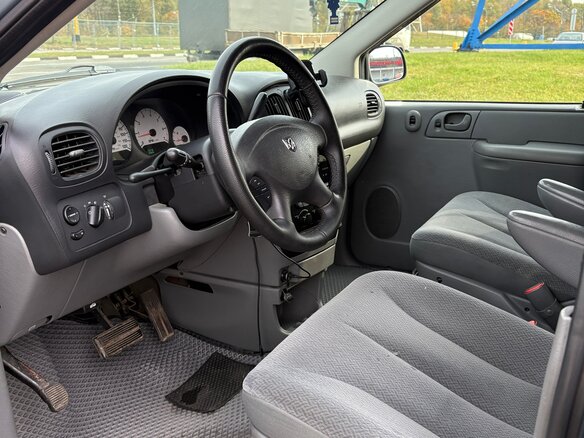 2005 Dodge Caravan Grand IV, серый - вид 18