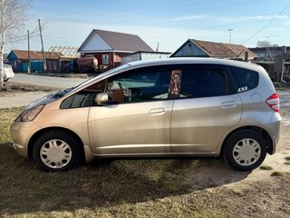 2009 Honda Fit II, серый, 850000 рублей, вид 5