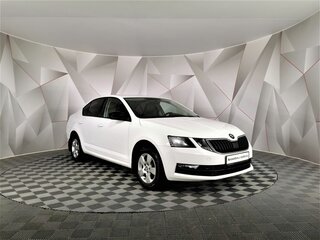 2020 Skoda Octavia III (A7) Рестайлинг, белый, 1095000 рублей, вид 3