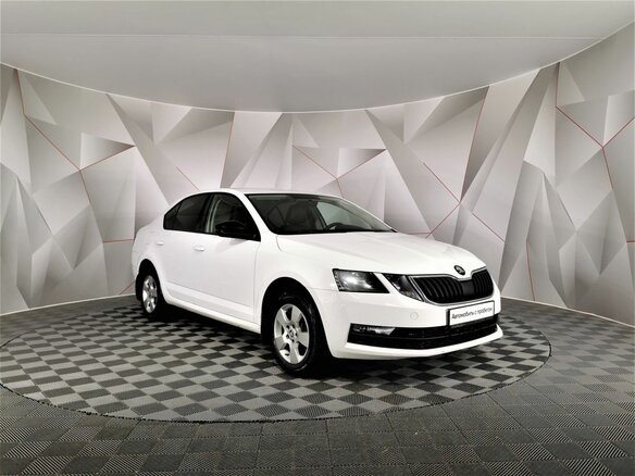 2020 Skoda Octavia III (A7) Рестайлинг, белый - вид 2