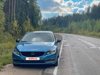 2014 Volvo S60 II Рестайлинг, синий, 2100000 рублей, вид 3