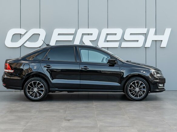 2017 Volkswagen Polo V Рестайлинг, чёрный - вид 4