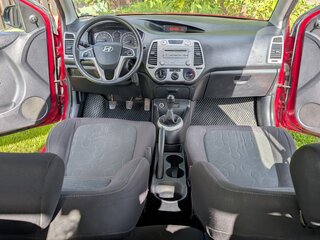 2010 Hyundai i20 I, красный, 350000 рублей, вид 4