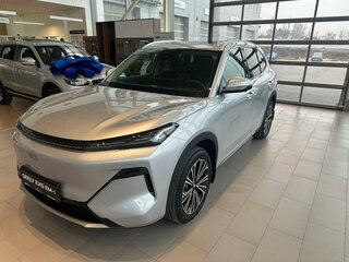 2026 Geely EX5 Гибрид EM-R, серебристый, 3829990 рублей, вид 5