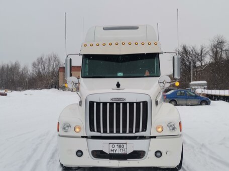 2000 Freightliner Century Class, белый, 3000000 рублей, вид 1