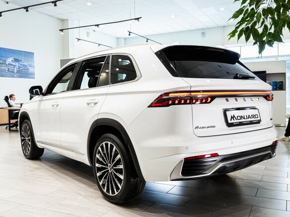2026 Geely Monjaro, белый - вид 5