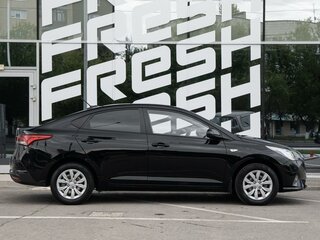 2021 Hyundai Solaris II Рестайлинг, чёрный, 1661500 рублей, вид 5