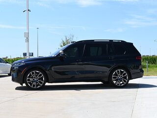 2026 BMW X7 40i I (G07) Рестайлинг, чёрный, 13550000 рублей, вид 4