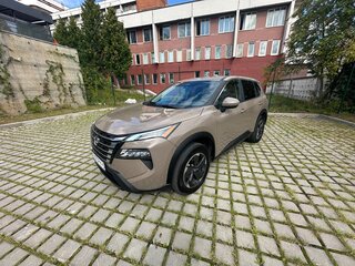 2024 Nissan Rogue III Рестайлинг, чёрный, 1900000 рублей, вид 2