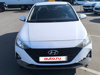 2020 Hyundai Solaris II, белый, 1250000 рублей, вид 2