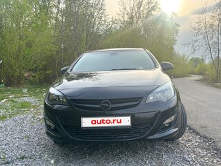 2013 Opel Astra J Рестайлинг, чёрный, 790000 рублей, вид 4