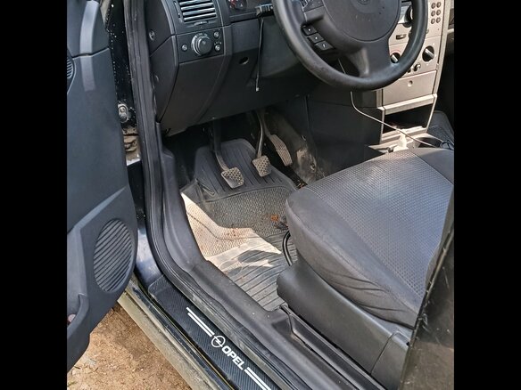 2008 Opel Meriva A Рестайлинг, чёрный, 310000 рублей - вид 3