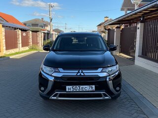 2019 Mitsubishi Outlander III Рестайлинг 3, чёрный, 1950000 рублей, вид 4