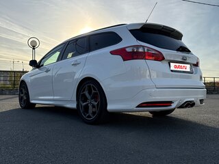 2012 Ford Focus ST III, белый, 1500000 рублей, вид 5