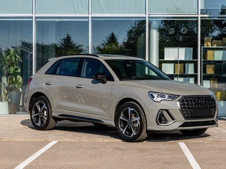 2026 Audi Q3 35 TFSI II (F3), серый, 3455000 рублей, вид 3