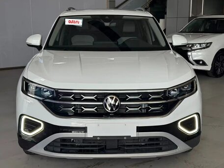 2022 Volkswagen Tayron I, белый, 3290000 рублей, вид 2