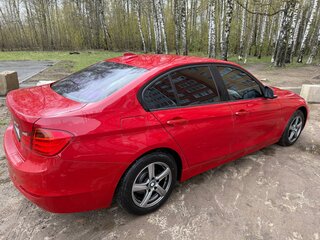 2014 BMW 3 серии 316i VI (F3x), красный, 1250000 рублей, вид 3