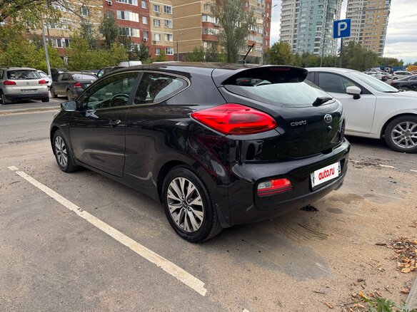 2016 Kia Ceed II Рестайлинг, чёрный, 1390000 рублей - вид 5