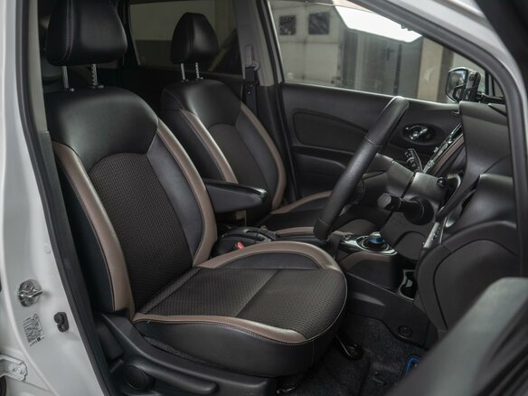 2019 Nissan Note e-Power II Рестайлинг, белый, 1389000 рублей - вид 6