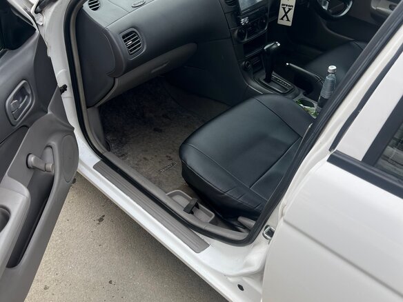 1999 Nissan Sunny B15, белый - вид 3