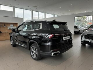 2026 Geely Okavango I Рестайлинг, чёрный, 4085990 рублей, вид 5