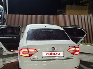 2015 Skoda Superb DSG II Рестайлинг, белый, 1250000 рублей, вид 4