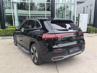 2026 Mercedes-Benz EQE SUV 500, чёрный, 7185000 рублей, вид 4