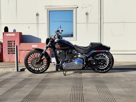 2023 Harley-Davidson Breakout, чёрный, 1990000 рублей, вид 5