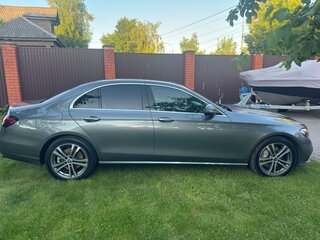 2022 Mercedes-Benz E-Класс 350 V (W213, S213, C238) Рестайлинг, серый, 5800000 рублей, вид 5