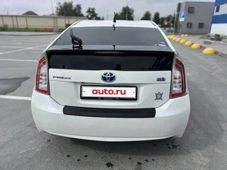 2014 Toyota Prius III Рестайлинг (XW30), белый, 1210000 рублей, вид 5
