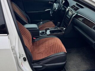2017 Toyota Camry VII (XV50) Рестайлинг 2, белый, 2300000 рублей, вид 4