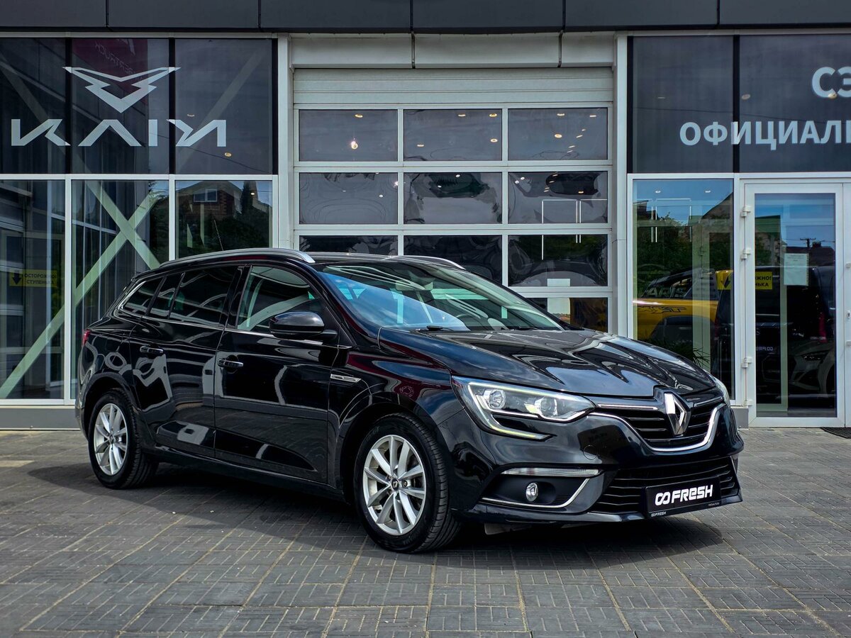 Открыть фотографии: Renault Megane IV