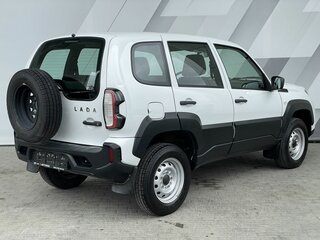 2024 Lada (ВАЗ) Niva Travel I, белый, 998000 рублей, вид 5