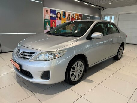 Toyota Corolla X (E140, E150) Рестайлинг