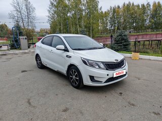 2013 Kia Rio III, белый, 490000 рублей, вид 2