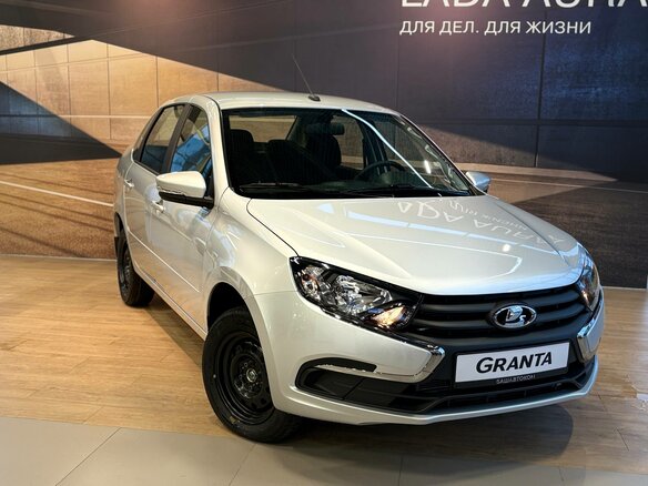 2026 Lada (ВАЗ) Granta I Рестайлинг, серебристый - вид 4
