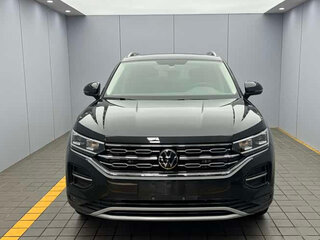2022 Volkswagen Tayron I, чёрный, 1865000 рублей, вид 2
