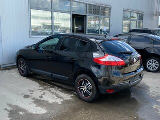 2014 Renault Megane III Рестайлинг, чёрный, 685000 рублей, вид 4