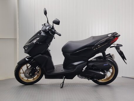 2024 Honda Click, чёрный, 349000 рублей, вид 3