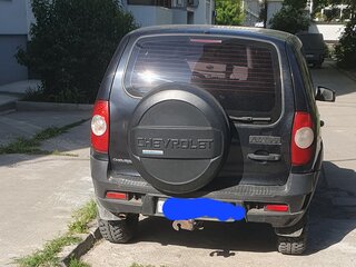 2011 Chevrolet Niva I Рестайлинг, чёрный, 430000 рублей, вид 5