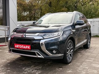 2020 Mitsubishi Outlander III Рестайлинг 3, синий, 2149000 рублей, вид 4