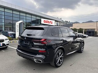 2025 BMW X5 Long 30Li IV (G05/G18) Рестайлинг, чёрный, 8903333 рублей, вид 4