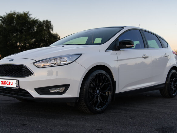 2017 Ford Focus III Рестайлинг, белый, 1400000 рублей