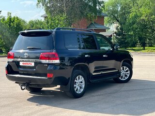 2016 Toyota Land Cruiser 200 Series Рестайлинг 2, чёрный, 5599000 рублей, вид 4