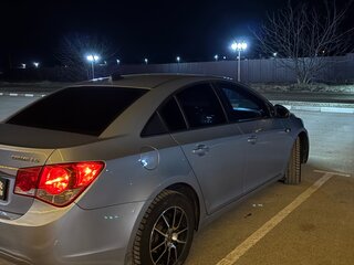 2012 Chevrolet Cruze I, серебристый, 850000 рублей, вид 3
