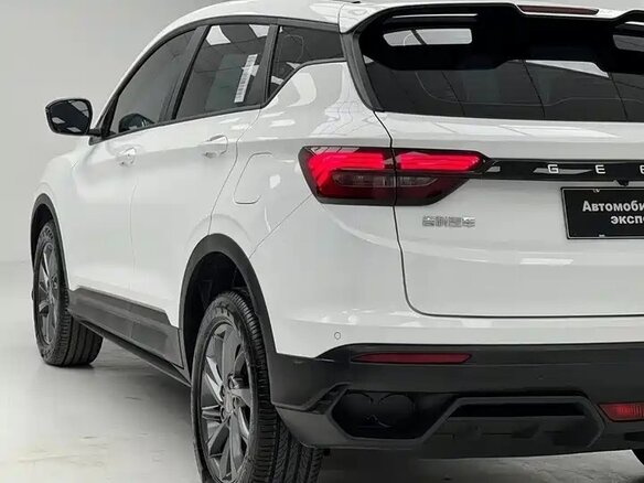 2025 Geely Coolray (Binyue L) I Рестайлинг 2, белый, 1650003 рублей - вид 5