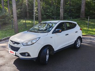 2013 Hyundai ix35 I, белый, 999999 рублей, вид 1