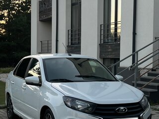 2021 Lada (ВАЗ) Granta Drive Active I Рестайлинг, белый, 720000 рублей, вид 1