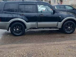 2003 Mitsubishi Pajero III, чёрный, 850000 рублей, вид 4