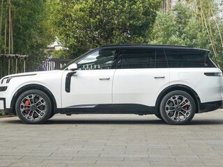 2026 Lynk & Co 900, белый, 8050000 рублей, вид 4